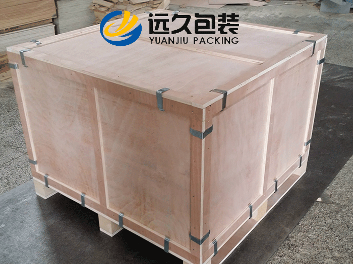 包裝木箱底盤結(jié)構(gòu)穩(wěn)定性與在搬運過程中的抗扭曲抗變形能力